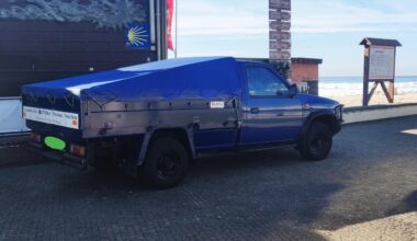 Portugal is the first country in the EU to approve the sales of Cybertrucks. Here is the first one found in the wild 💪🇵🇹