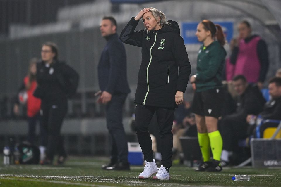 Republic of Ireland head coach Carla Ward reacts after her side conceded a fourth goal during the UEFA Women's Nations League B match defeat to Slovenia. Photo by Stephen McCarthy/Sportsfile