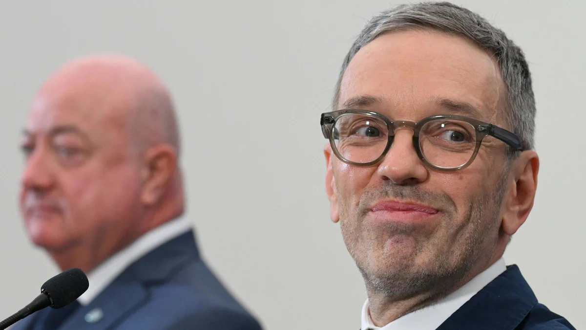 Österreich: Die Koalitionsgespräche zwischen FPÖ und ÖVP stehen auf der Kippe - Politik