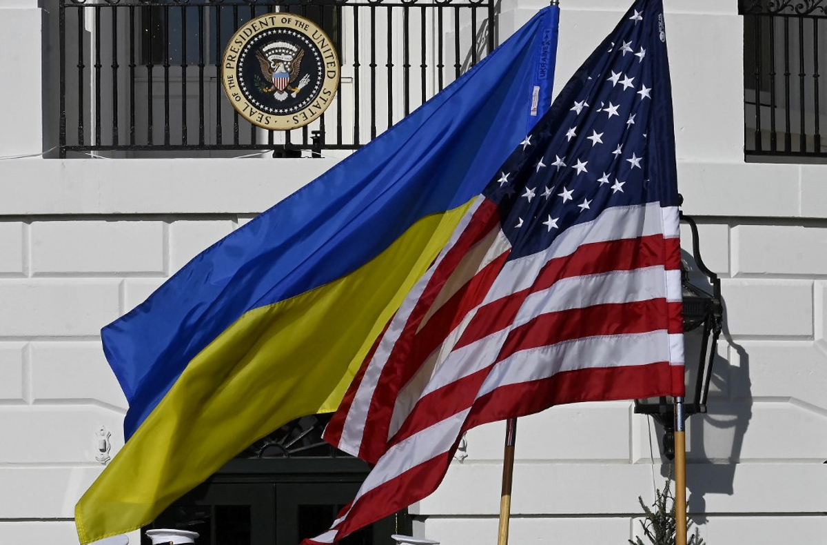 Has the US Betrayed Ukraine? A Harsh Reality of Geopolitics