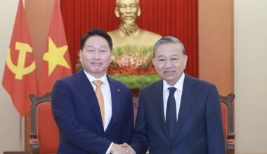 SK Group eyes investments in LNG, hydrogen, and data centres