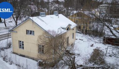 Satavuotiaan suojelutalon rappiosta sakkotuomio omistajalle – Jyväskylän kaupunki harkitsee teettämisuhkaa | Keski-Suomi