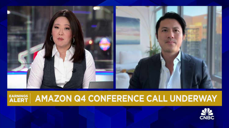 Multiple drivers for Amazon long-term, including robotics, says T. Rowe Price's Wang