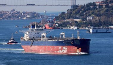 US sanctions strand Iran, Russia oil on tankers, driving up crude costs