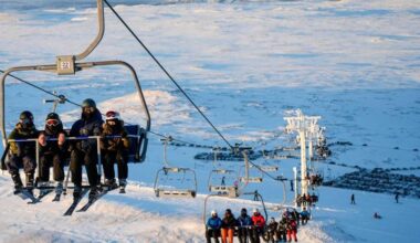 Finally the Bláfjöll ski resort is open