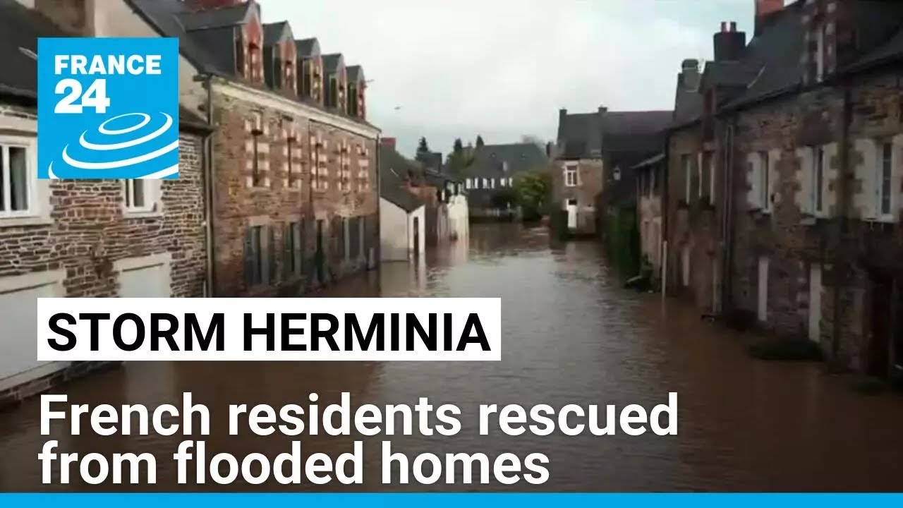 Storm Herminia: French residents rescued from flooded homes by boat • FRANCE 24 English