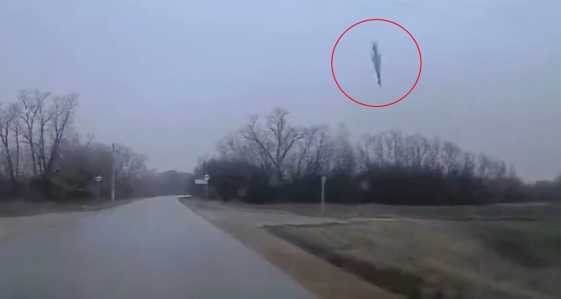 Dramatic moment blundering Putin troops mistakenly fire £1m missile at RUSSIA instead of Ukraine sparking huge explosion – The Sun