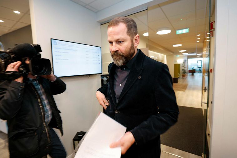 Teachers' strikes resume - Iceland Monitor