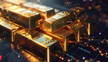 Gold price oil prices: US-China trade war: Oil prices go down big, Gold rates soar to record high