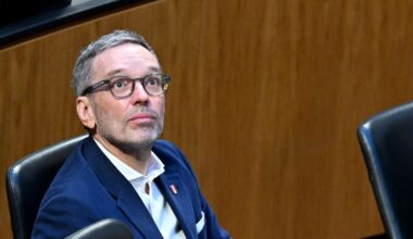 Österreich: FPÖ und ÖVP verhandeln trotz "schwieriger Phase" weiter