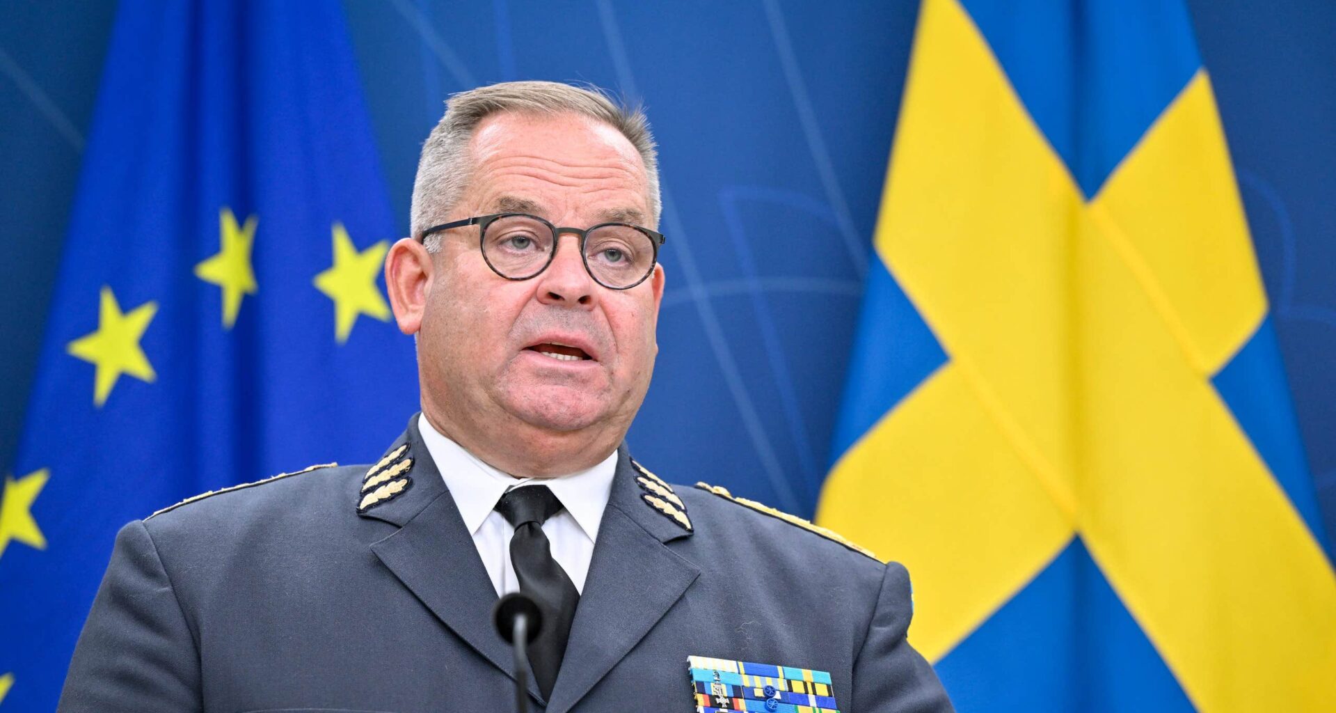Sveriges ÖB Michael Claesson på besök i Ukraina | Sverige