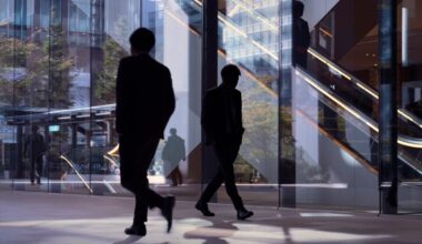 Global economy set for moderate growth in 2025 amid rising geopolitical risks