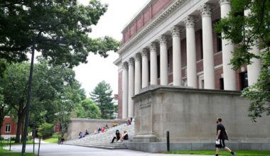 How To Help College-Bound Students Build AI Literacy