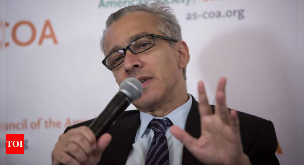 BlackRock manager is Lebanon economy minister