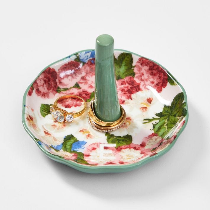 Ceramic Ring Holder
