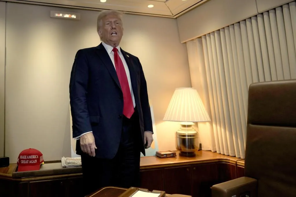 Los aranceles de Trump empiezan a apuntar en dirección a Europa - El Mundo