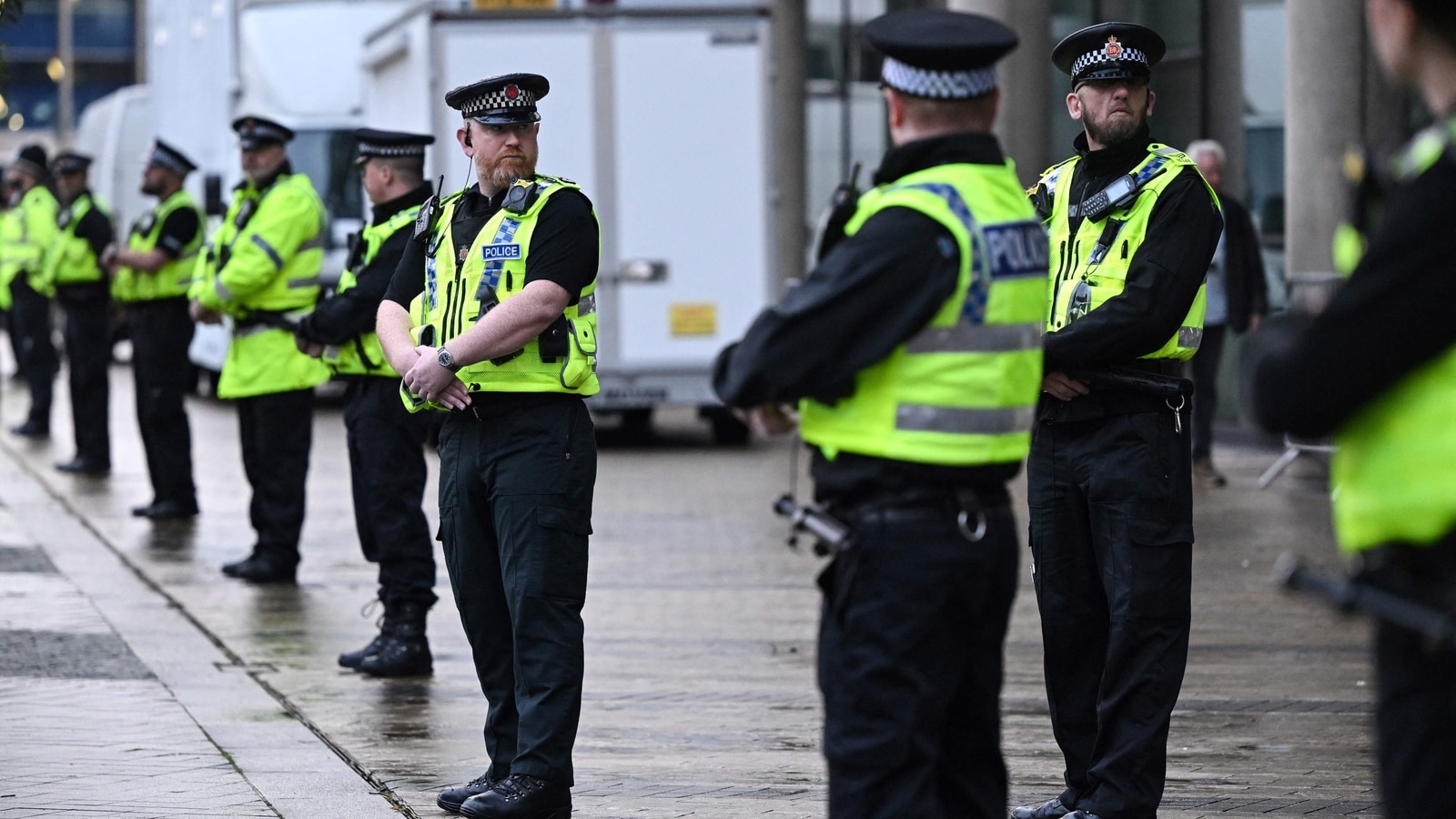UK arrests over 600 for illegal stay, up 73% from January 2024 | World News