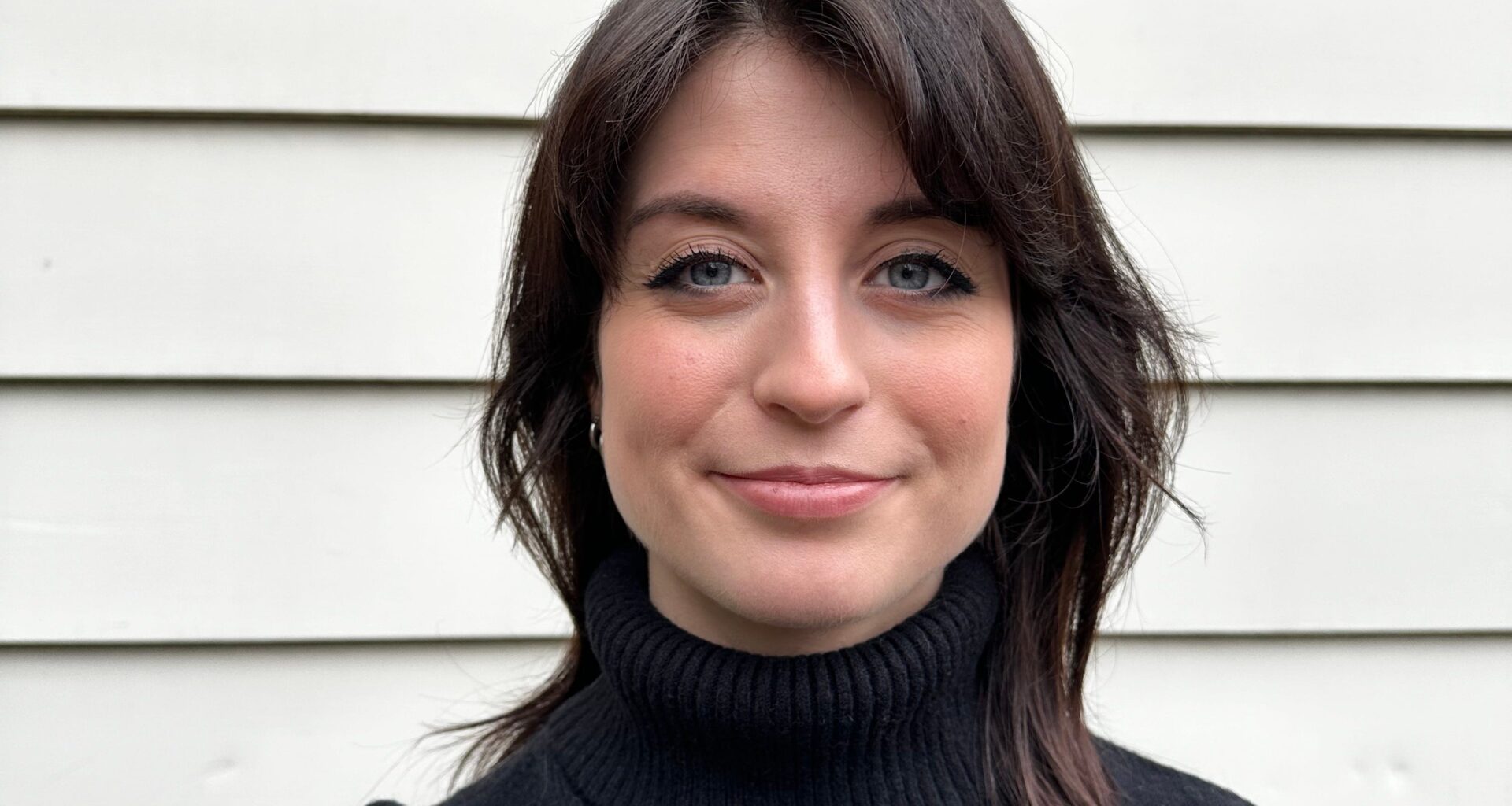 I can't avoid politics in dating, but I'm happy without men