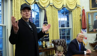 Where is Elon Musk's financial disclosure form?