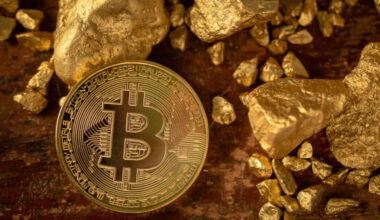 Crypto Rover Predicts Imminent Altcoin Surge