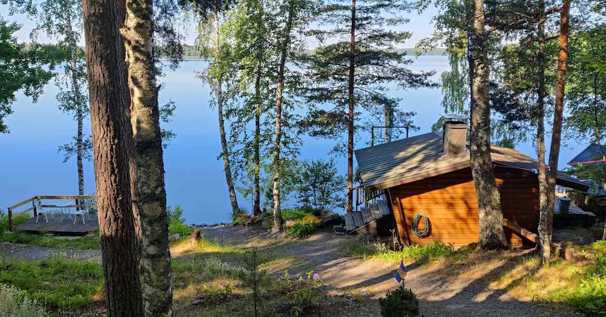 Etelä-Savo putosi haetuimpien mökkimaakuntien kärkikymmeniköstä – Muu Itä-Suomi nousee | Etelä-Savo