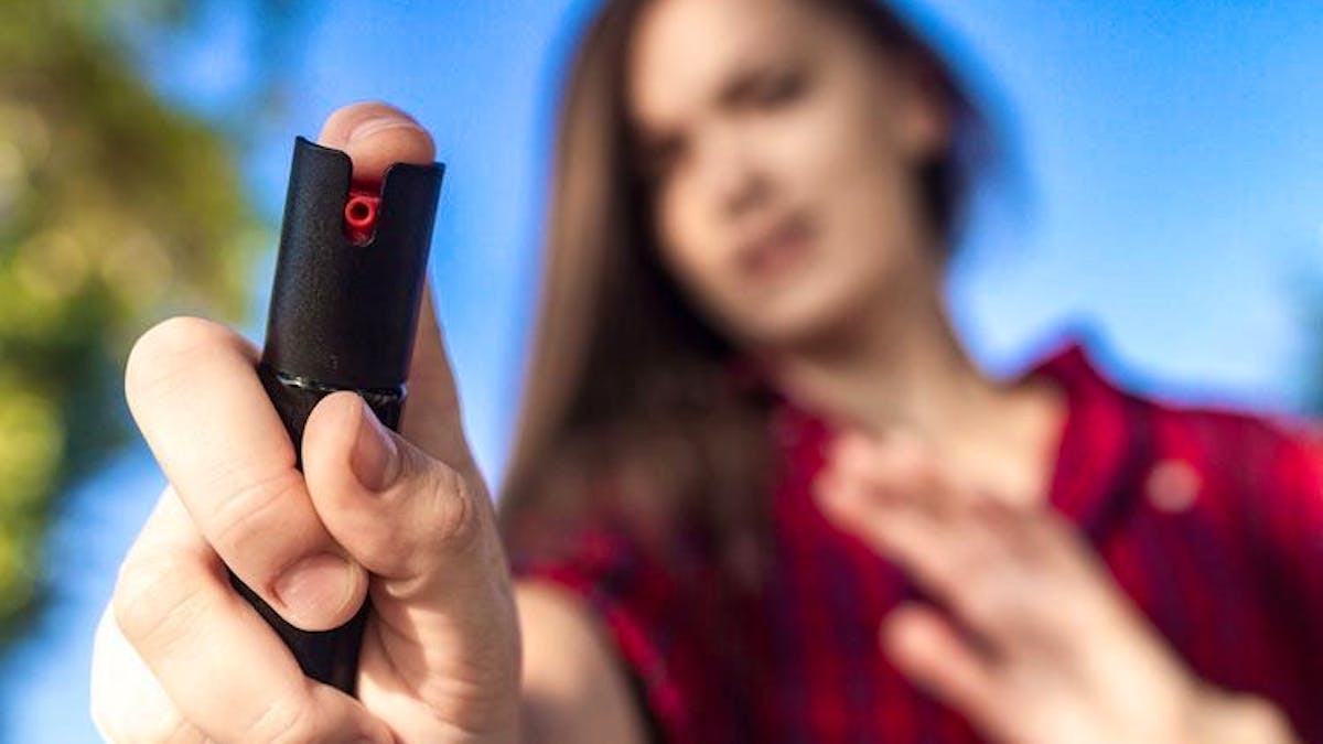 Luxemburg: «Jonk Demokraten» fordern Legalisierung von Pfefferspray ab 16
