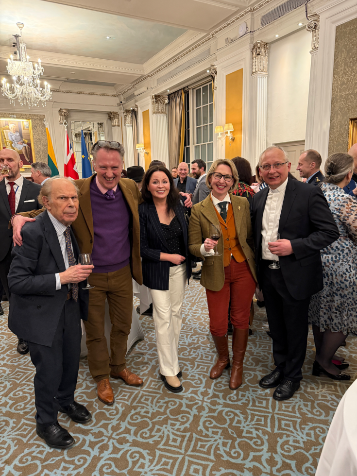 Londoniete magazine met Lithuanian Parish priest Petras Tverijonas, Jurga Zilinskiene MBE - entrepreneur, software programmer and founder of Guildhawk, David Clarke - CSO Director at Guildhawk and guests.
