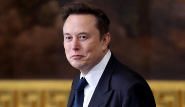 Musk Says Federal Employees Must Explain Their Work Or Be Fired