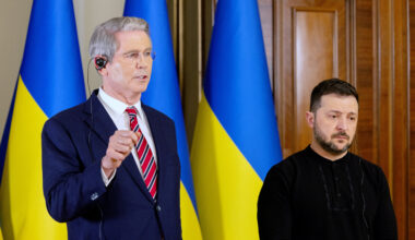 Scott Bessent Volodymyr Zelensky Deal