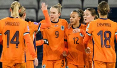 Vrouwen Oranje boeken nipte overwinning in Schotland na moeizame eerste helft