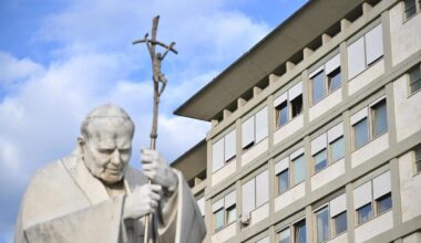 Pope Francis has restful night amid clinical improvements