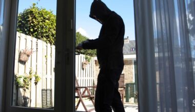 Policija ujela dva drzna roparja #video