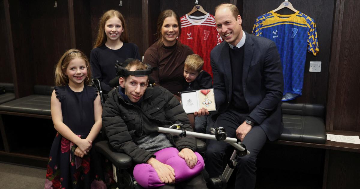 William praises Lindsey Burrow for memoir of ‘compassion, perseverance and love’