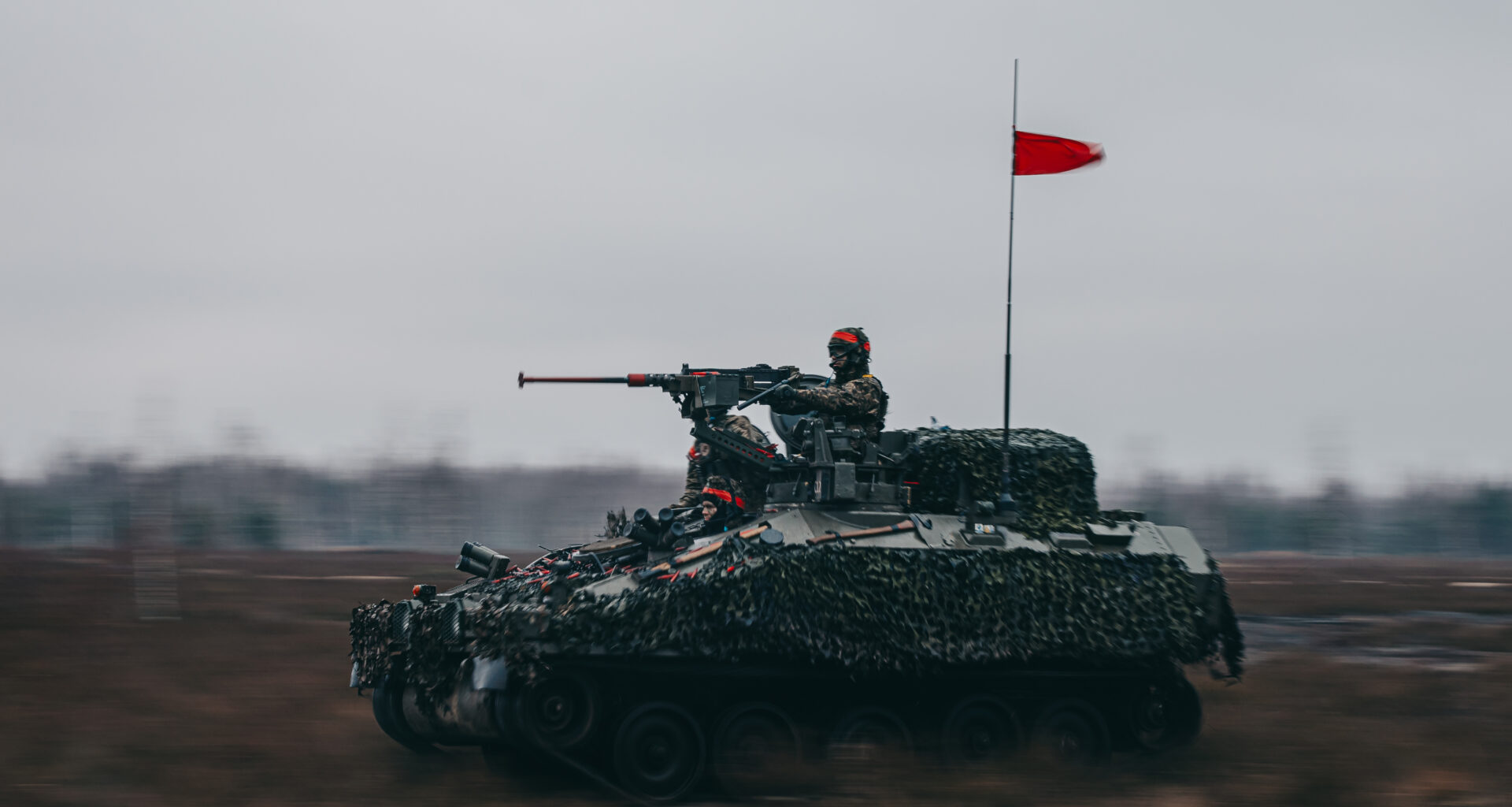 NATO daudznacionālā brigāde Latvijā stiprina aizsardzības spējas mācībās “Oak Resolve”