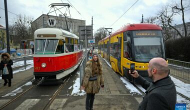 Valentine's tram operates in Warsaw, Poland-Xinhua