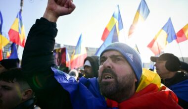 In January, tens of thousands of Romanians protested the cancellation of the vote (Daniel MIHAILESCU)
