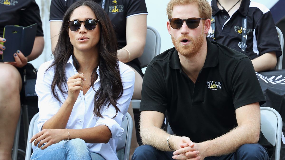 Meghan Markle just wore the outfit formula she's always relied on for laid back chic