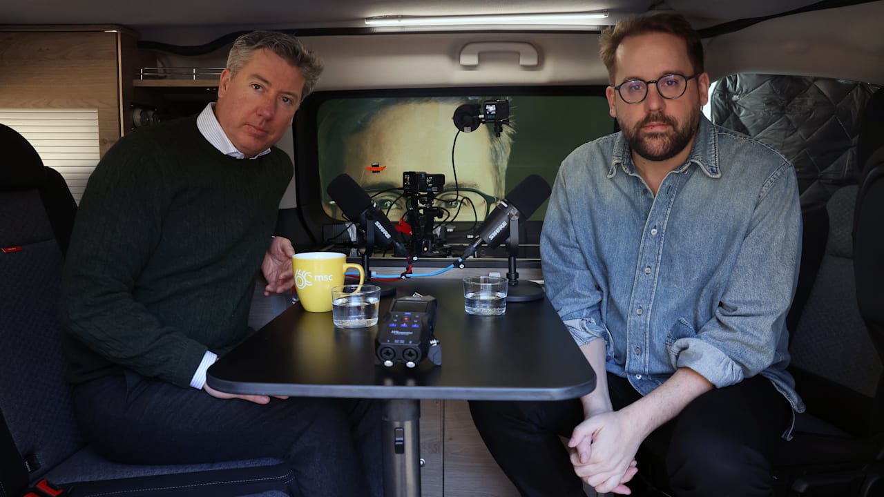 Ronzheimer-Podcast auf Tour: Darum poltert der Trump-Vize gegen Deutschland | Politik