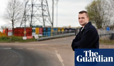Man who lost bitcoin fortune in Welsh tip explores purchase of entire landfill