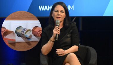 Außenministerin Baerbock beim WahlFORUM von IPPEN.MEDIA und Geldscheine in Steckdosen
