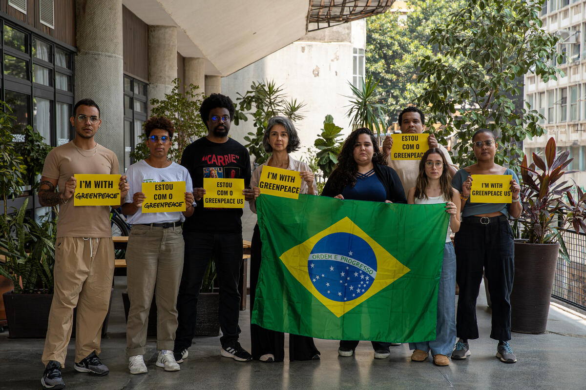 Global Week of Action - Solidarity against Energy Transfer Lawsuit in São Paulo. © Victor Bravo / Greenpeace