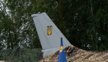Ukraine-Krieg: F-16-Attrappen sollen Russen täuschen