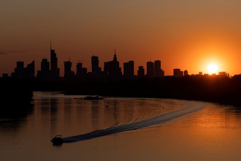 Poland needs to cut spending and raise taxes, OECD says