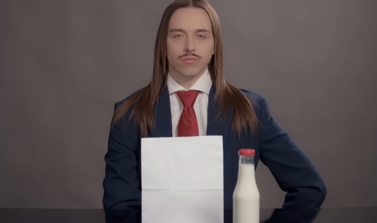 Tommy Cash on avalikustanud, et juba miljon vaatamist saanud „Espresso Macchiato“ muusikavideo pole tegelikult see õige. Uus video peaks internetti ilmuma siis, kui Cash võidab Eesti Laulu.