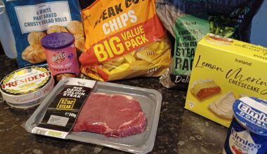 I bought my Valentine's Day meal from Iceland for less than £30