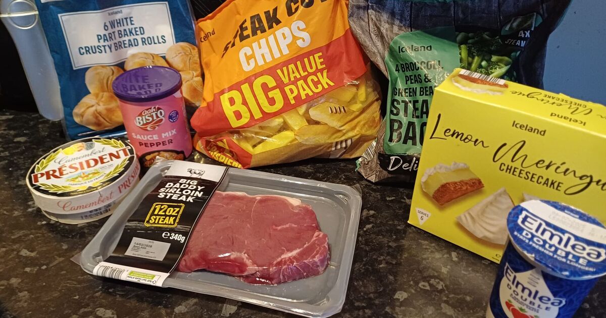 I bought my Valentine's Day meal from Iceland for less than £30