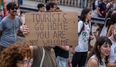 Spain chaos as anti-tourism protestors plan new protests in holiday hotspots | World | News