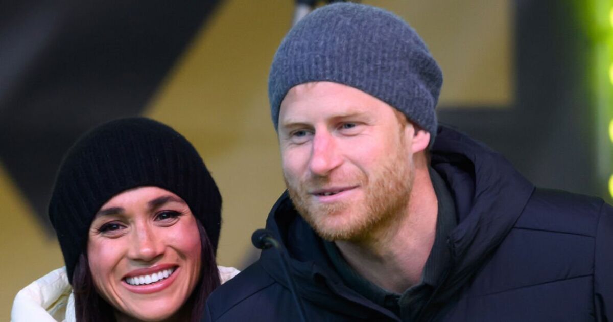 Harry and Meghan's former aide accused of 'clear dig' at Sussexes | Royal | News