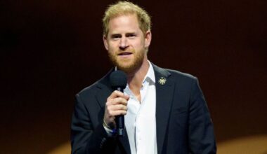 Royal Family LIVE: Prince Harry's swipe at royal life over politics in surprise appearance | Royal | News