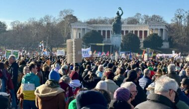Rund 200.000 Menschen demonstrieren in München gegen Rechtsruck